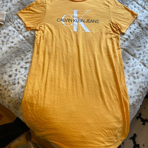 Calvin Klein tshirt dress - Picture 1 of 3